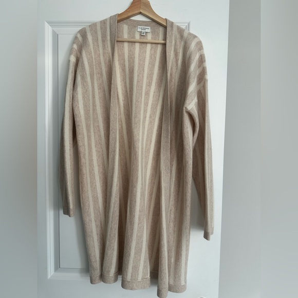 Club Monaco Cashmere Beach Cardigan - Picture 3 of 9